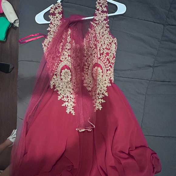 Quince Burgundy Dama Dress. Original price 80$ Listing price 60$ or best offer! - Picture 4 of 4